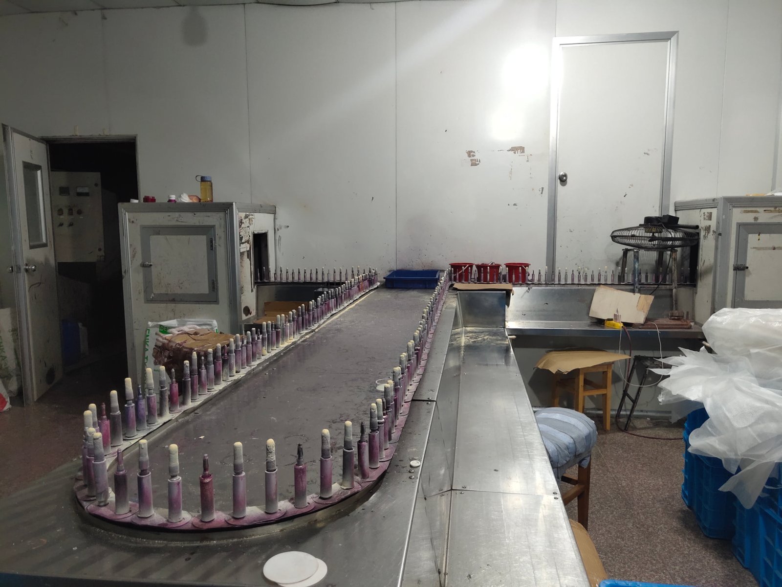 Jakiro cosmetic packaging color spraying line